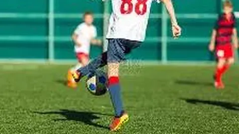 罗纳尔多狱中转至酒店：索求450平米私人球场，笑容重现