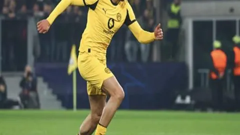 魔笛体能耗尽退场，克罗地亚阵容高龄化明显，老将众多